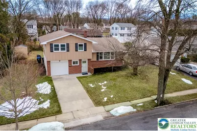 827 College Lane, Allentown City, PA 18103 - Photo 2