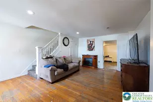 334 E Walnut Street E, Allentown City, PA 18109 - Photo 4