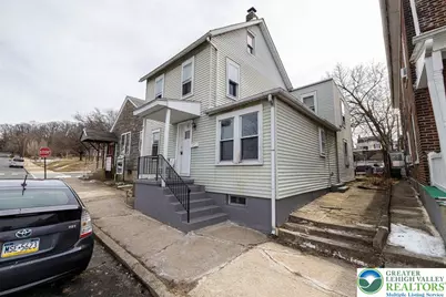 334 E Walnut Street E, Allentown City, PA 18109 - Photo 2