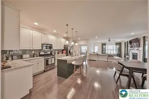 14 Reserve Dr, Butler Twp, PA 18222 - Photo 8