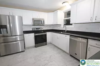 1385 W Macada Road, Hanover Twp, PA 18017 - Photo 4