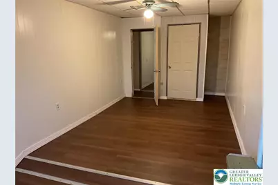 107 E Hazard Street, Summit Hill, PA 18250 - Photo 4