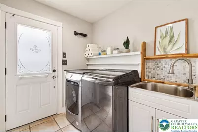 2230 Greenwood Road, Salisbury Township, PA 18103 - Photo 32