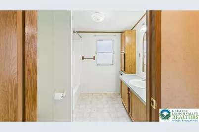 5475 Hamilton Boulevard #7, Lower Macungie Township, PA 18106 - Photo 10