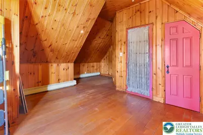 100 N Fairview Street, Nazareth Boro, PA 18064 - Photo 18