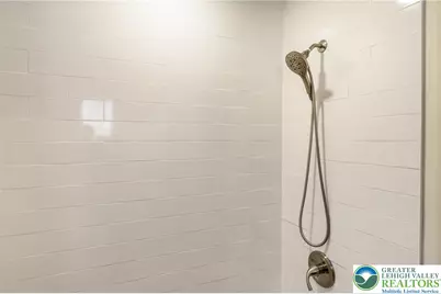 2206 Chatham Court, Middle Smithfield, PA 18324 - Photo 14