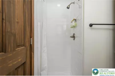 2206 Chatham Court, Middle Smithfield, PA 18324 - Photo 18