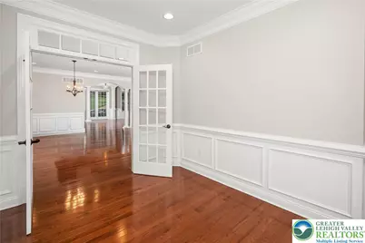 1970 Carriage Knoll Drive, Bethlehem City, PA 18015 - Photo 8