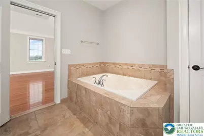 1970 Carriage Knoll Drive, Bethlehem City, PA 18015 - Photo 30