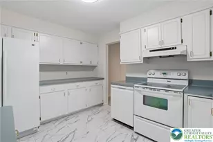 3225 Harmor Ln, Hanover Twp, PA 18017 - Photo 14