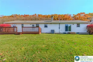 3225 Harmor Ln, Hanover Twp, PA 18017 - Photo 4