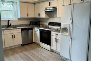 205 Willow St, Macungie Boro, PA 18062 - Photo 4