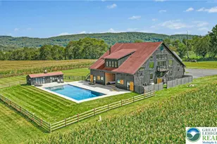 820 Spring Hill Rd, Durham Twp, PA 18077 - Photo 2