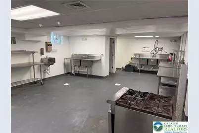 751 Union Boulevard, Allentown, PA 18109 - Photo 10