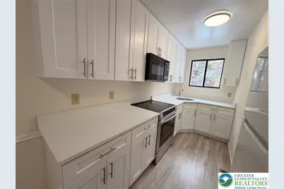 510 Wales Court, Bushkill, PA 18324 - Photo 2