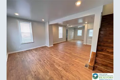 427 Pawnee Street, Bethlehem City, PA 18015 - Photo 2