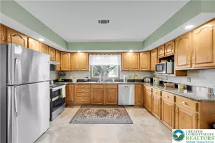 466 E Chestnut St, Nazareth Boro, PA 18064 - Photo 8