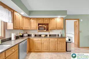 466 E Chestnut St, Nazareth Boro, PA 18064 - Photo 10