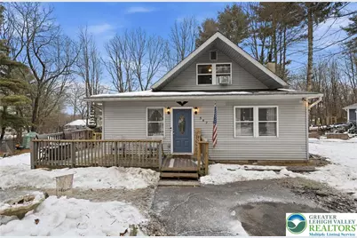 542 Highland Drive, Price Twp, PA 18302 - Photo 1