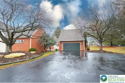 2475 Houghton Lean, Lower Macungie Township, PA 18062 - Photo 6