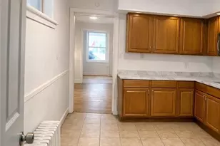 72 S Cedar St, Hazle Township, PA 18201 - Photo 2