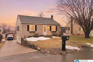 488 Sportsman Club Rd, Plainfield Township, PA 18064 - Photo 2