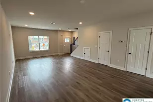 960 Hilton St, Bethlehem City, PA 18017 - Photo 2