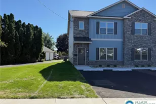 960 Hilton St, Bethlehem, PA 18017 - Photo 1