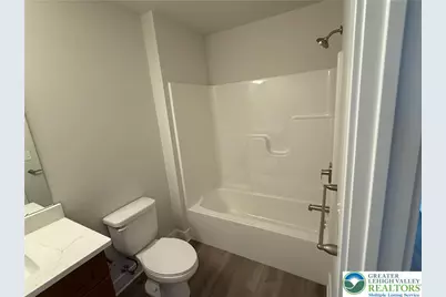 960 Hilton Street, Bethlehem, PA 18017 - Photo 10