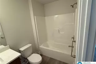 960 Hilton St, Bethlehem City, PA 18017 - Photo 10