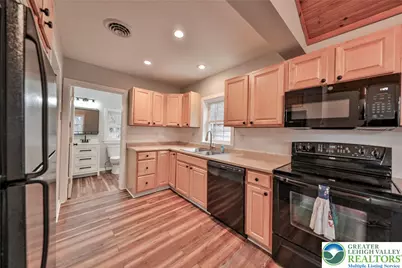 370 W White Bear Drive, Summit Hill Boro, PA 18250 - Photo 18