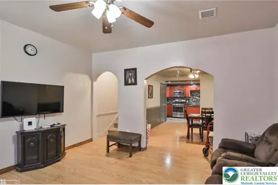 1012 Seneca Street, Fountain Hill Boro, PA 18015 - Photo 8