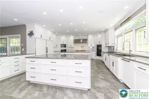 2100 Fox Hollow Ln, Upper Hanover Twp, PA 18041 - Photo 8