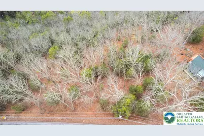 Clubhouse Drive #9, Middle Smithfield, PA 18302 - Photo 2