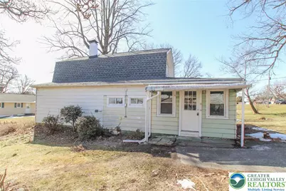 3208 Jones Boulevard, Palmer Twp, PA 18045 - Photo 4