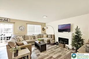 1034 Yarn Ct, Mohrsville, PA 19541 - Photo 10