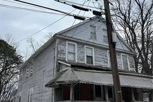 98 Brookside St, Wilkes Barre, PA 18705 - Photo 2