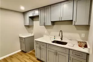 11 Early St, Wilson Boro, PA 18042 - Photo 4