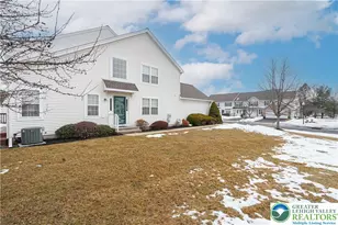 199 Park Ridge Dr, Forks Twp, PA 18040 - Photo 4