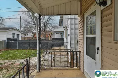 622 E Locust Street, Bethlehem City, PA 18018 - Photo 40