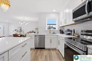 1647 4th St, Bethlehem City, PA 18020 - Photo 6