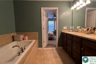 8536 Mayfair Ct, Upper Macungie Township, PA 18031 - Photo 40