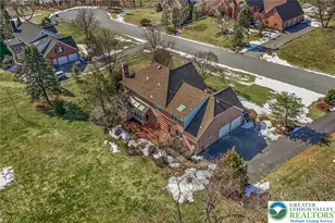 2739 Apple Valley Cir, North Whitehall Township, PA 18069 - Photo 6