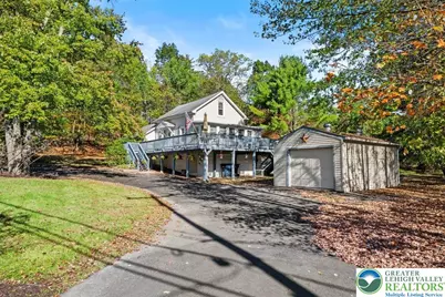 1637 Brushy Mountain Road, Middle Smithfield, PA 18302 - Photo 2