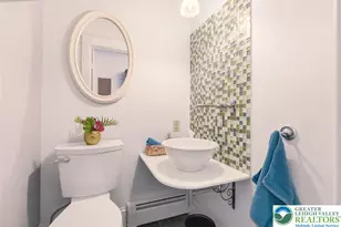 42 E Wall St, Bethlehem City, PA 18018 - Photo 8