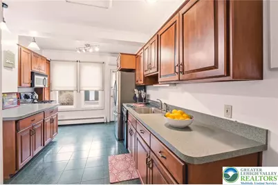 42 E Wall Street, Bethlehem City, PA 18018 - Photo 6