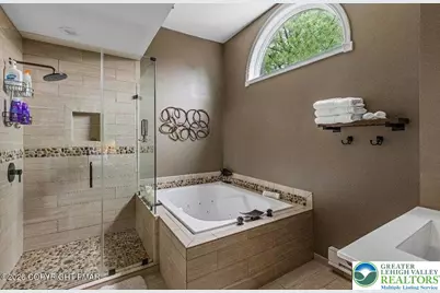 109 Laurelwoods Drive, Kidder, PA 18624 - Photo 10