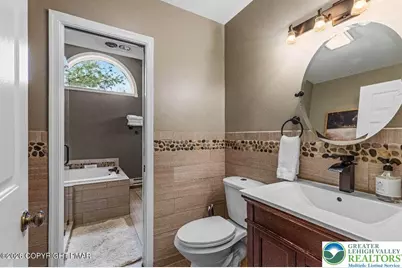 109 Laurelwoods Drive, Kidder, PA 18624 - Photo 12