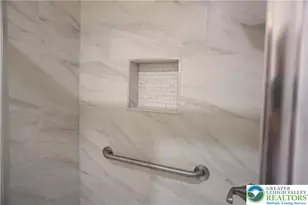 4651 Cheryl Dr, Hanover Twp, PA 18017 - Photo 18