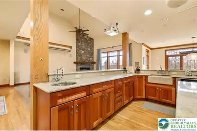 5590 Tuscany Court, Upper Saucon Township, PA 18036 - Photo 16